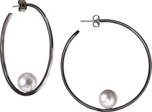 Load image into Gallery viewer, Oprah&#39;s Favorite Pearl Hoop Earrings
